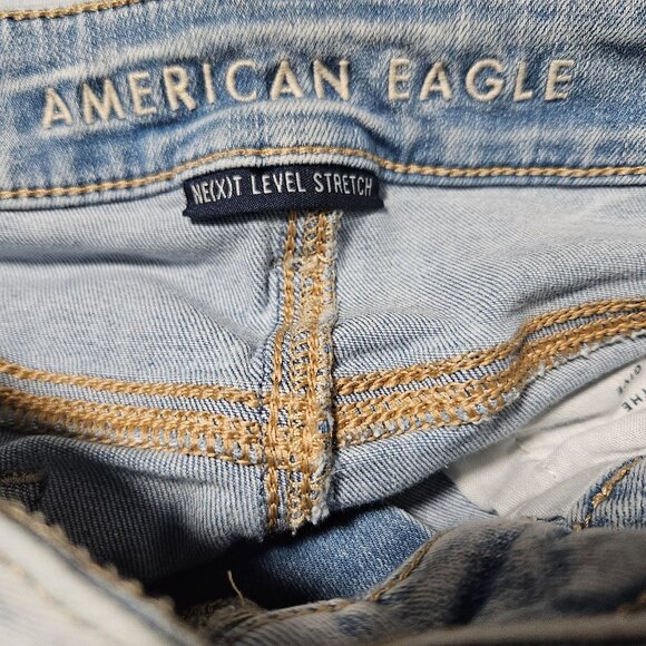 American Eagle Jegging Crop Jeans Womens Size 10 Light Wash Ripped Denim - Picture 7 of 9